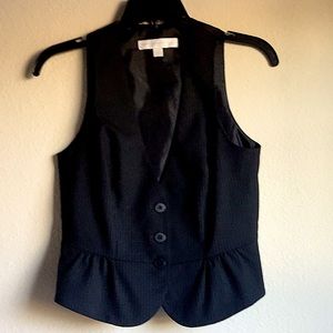 NEW WORK & COMPANY  STRETCH BLACK STRIPED VEST